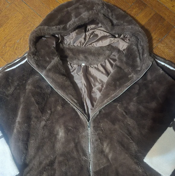 Gorgeois Plush Boutique Jacket W Hood, Size Small Hp🔥🔥🔥🔥 - Picture 1 of 7